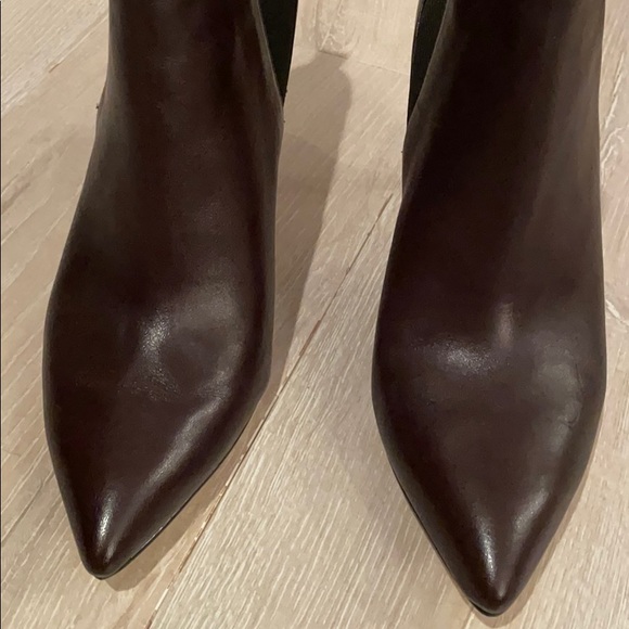 MICHAEL KORS Leather Bootie - Picture 4 of 10